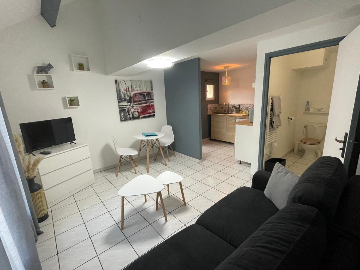 Apartmán Le First Auversois Charmant Studio Avec Jardinet Exteriér fotografie
